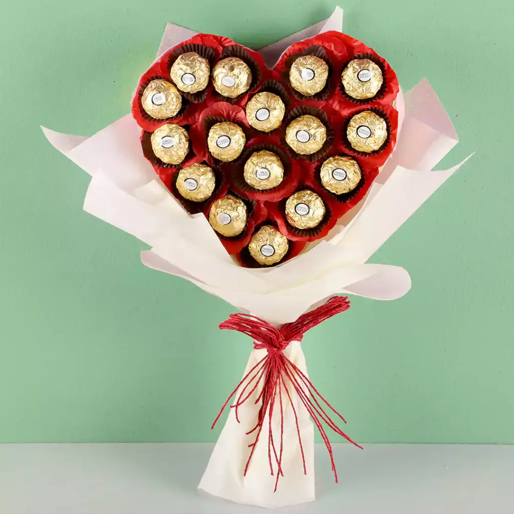 Heart shape chocolate hamper
